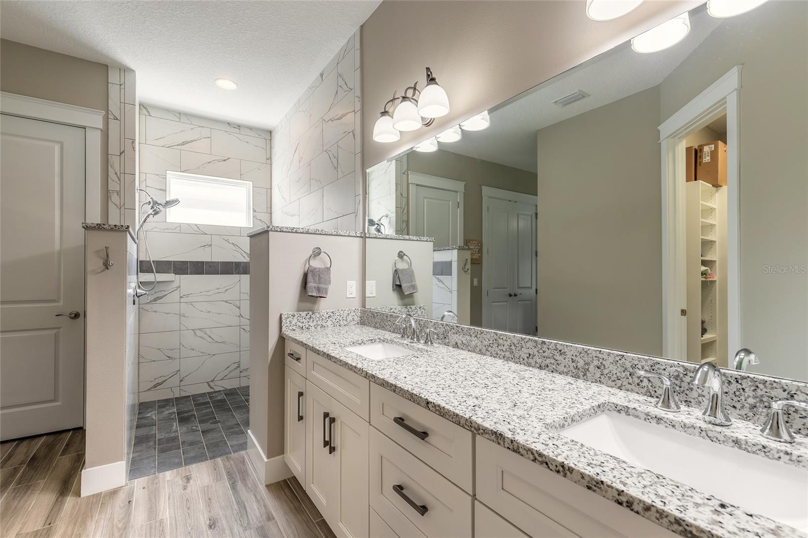 Image 34 of 65 For 3207 Medici Boulevard