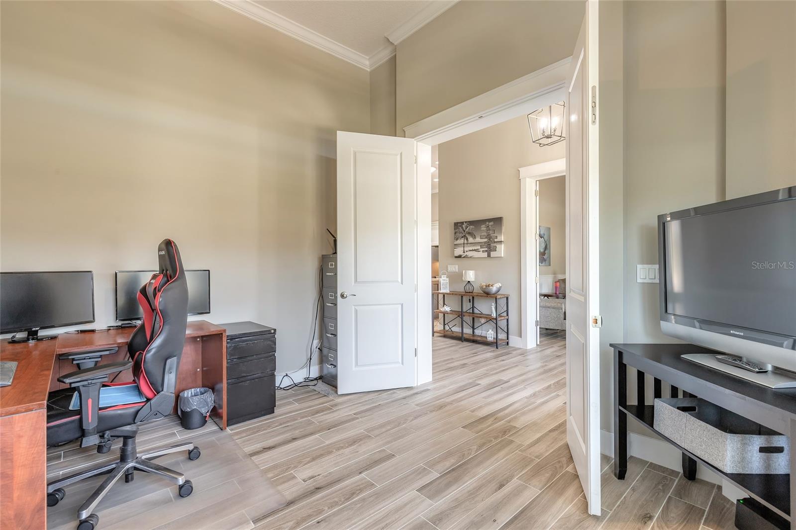 Image 41 of 65 For 3207 Medici Boulevard