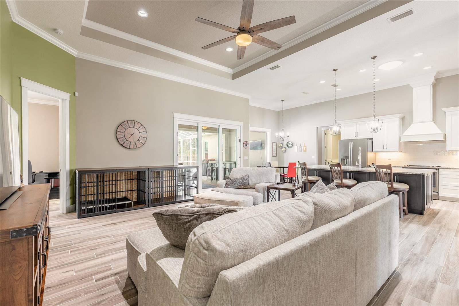 Image 7 of 65 For 3207 Medici Boulevard