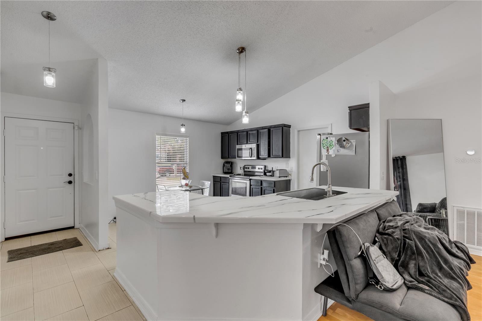 Image 12 of 35 For 1210 July Circle