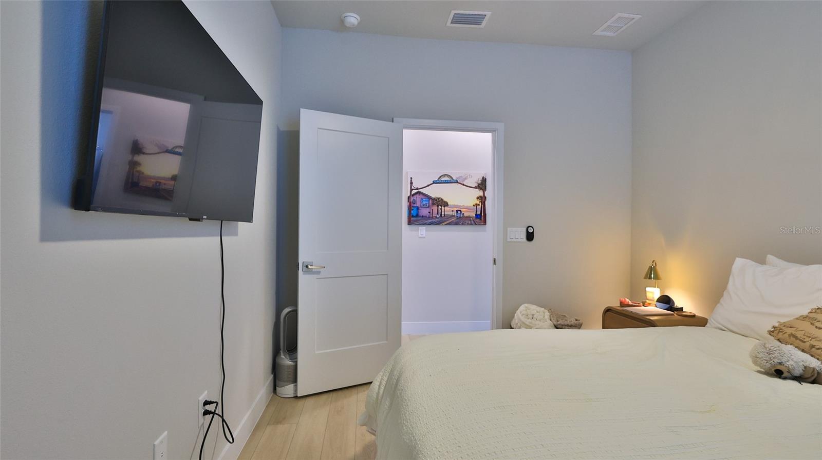 Image 13 of 29 For 3058 Isles Way