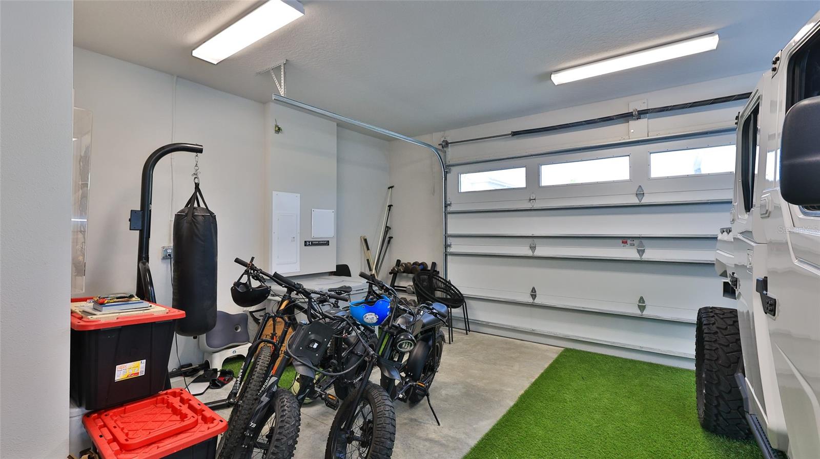 Image 21 of 29 For 3058 Isles Way