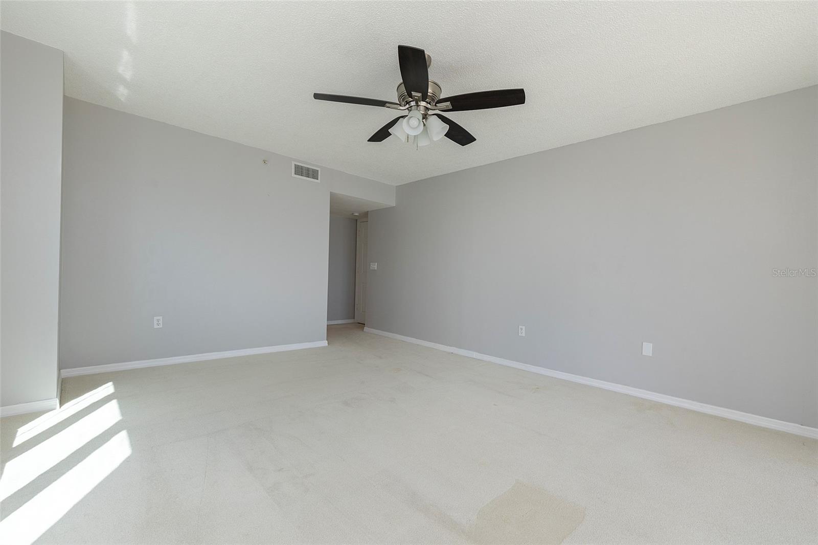 Image 16 of 46 For 2967 Atlantic Avenue 406