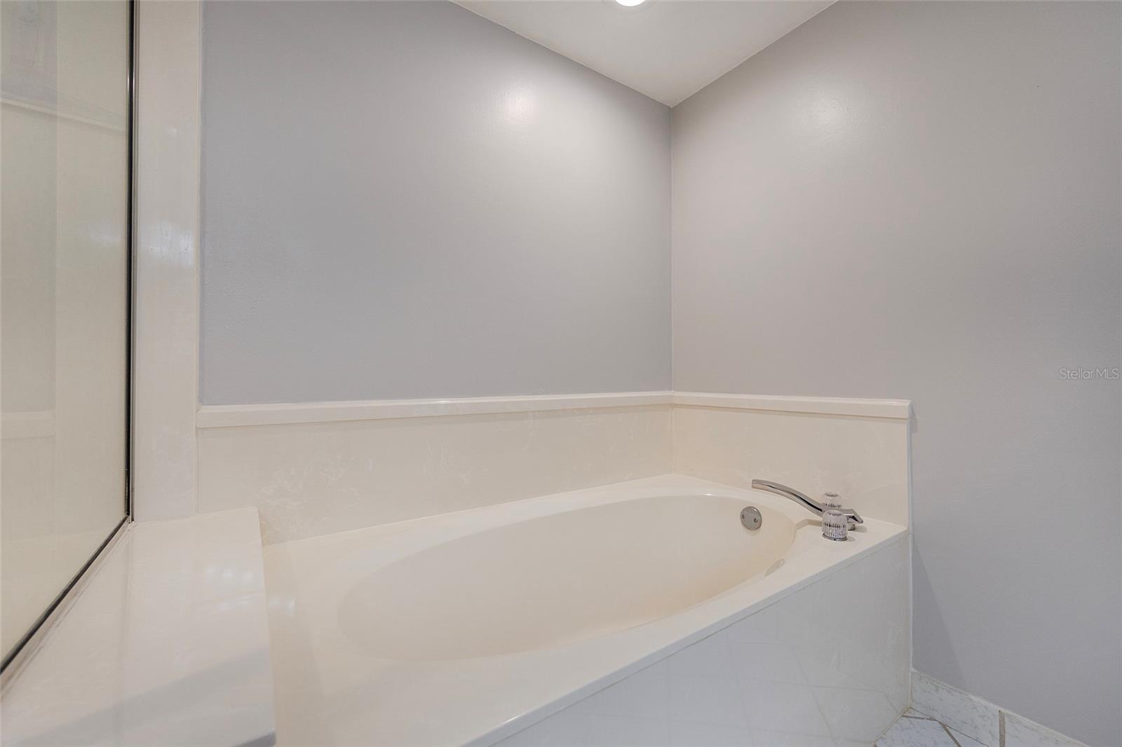 Image 23 of 46 For 2967 Atlantic Avenue 406