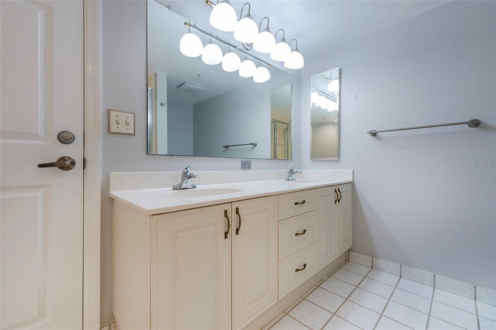 Image 24 of 46 For 2967 Atlantic Avenue 406