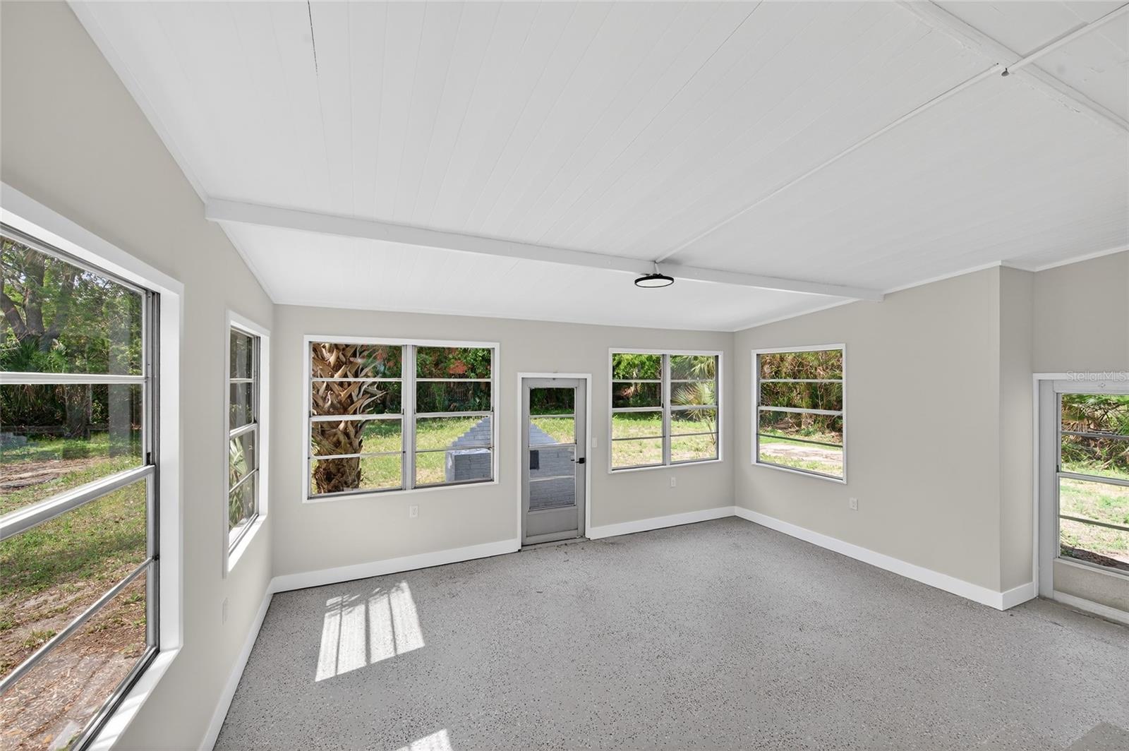 Image 18 of 35 For 1822 Palmetto Avenue