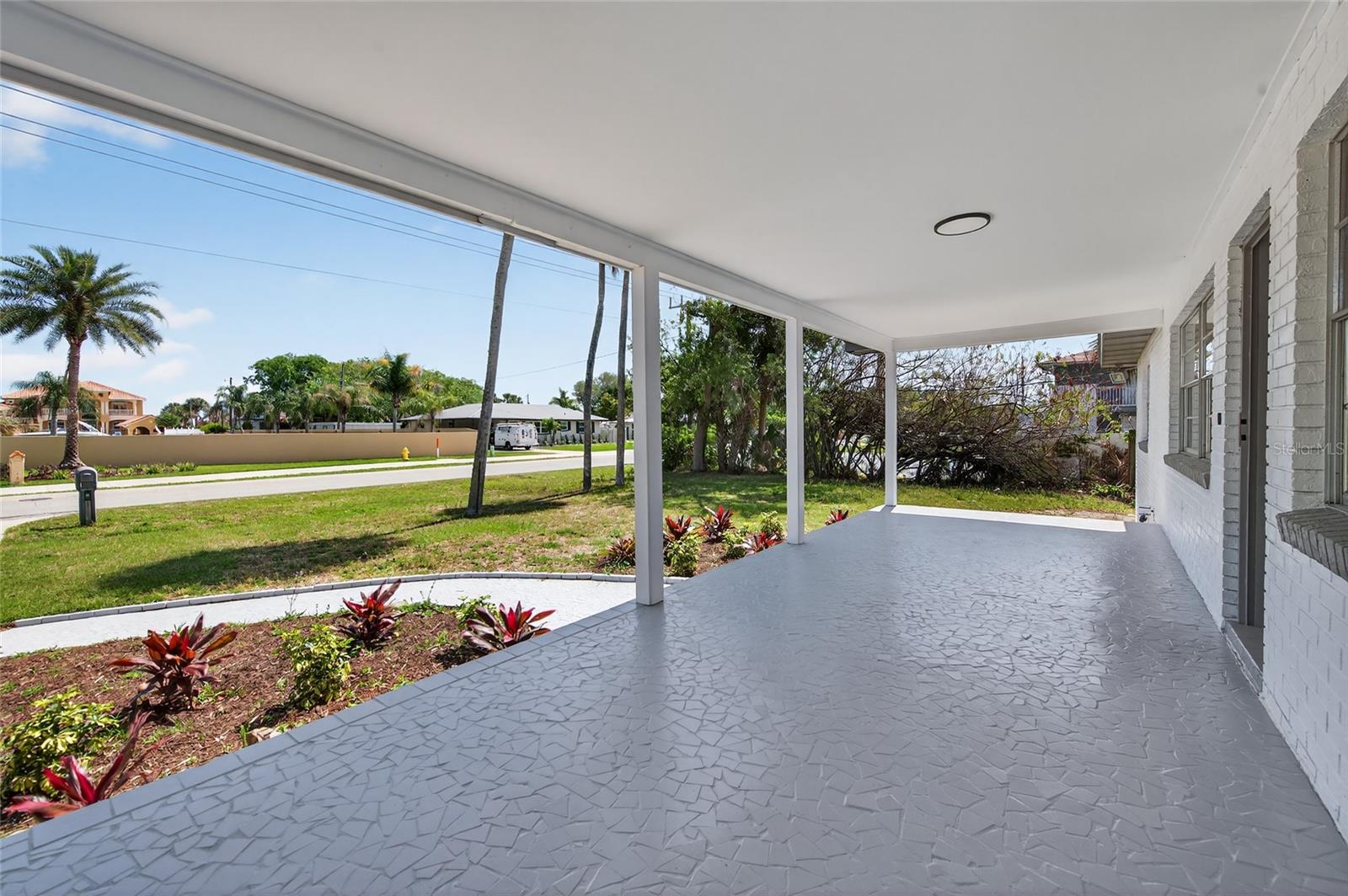 Image 7 of 35 For 1822 Palmetto Avenue