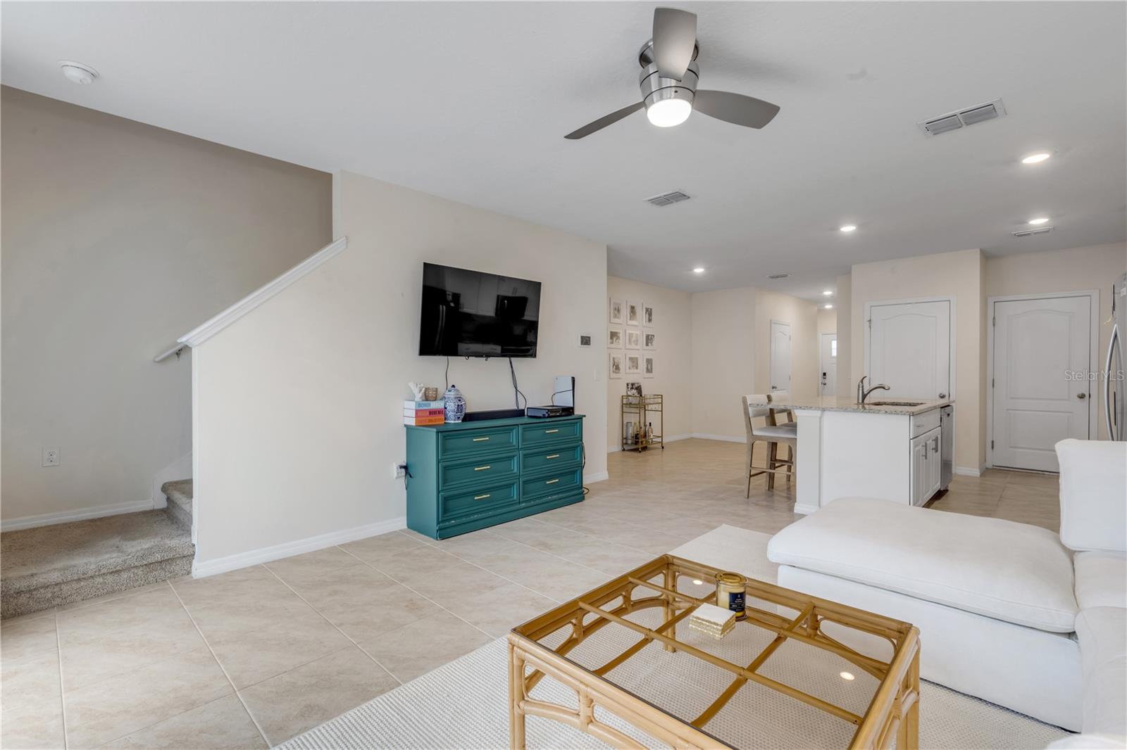 Image 21 of 37 For 60 Bella Oaks Drive