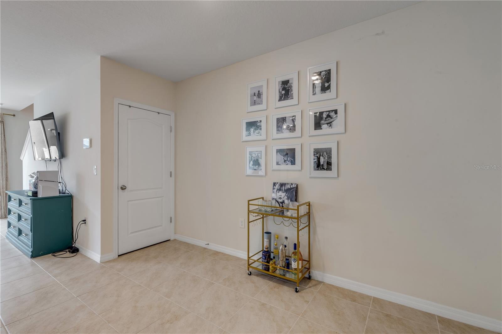 Image 8 of 37 For 60 Bella Oaks Drive