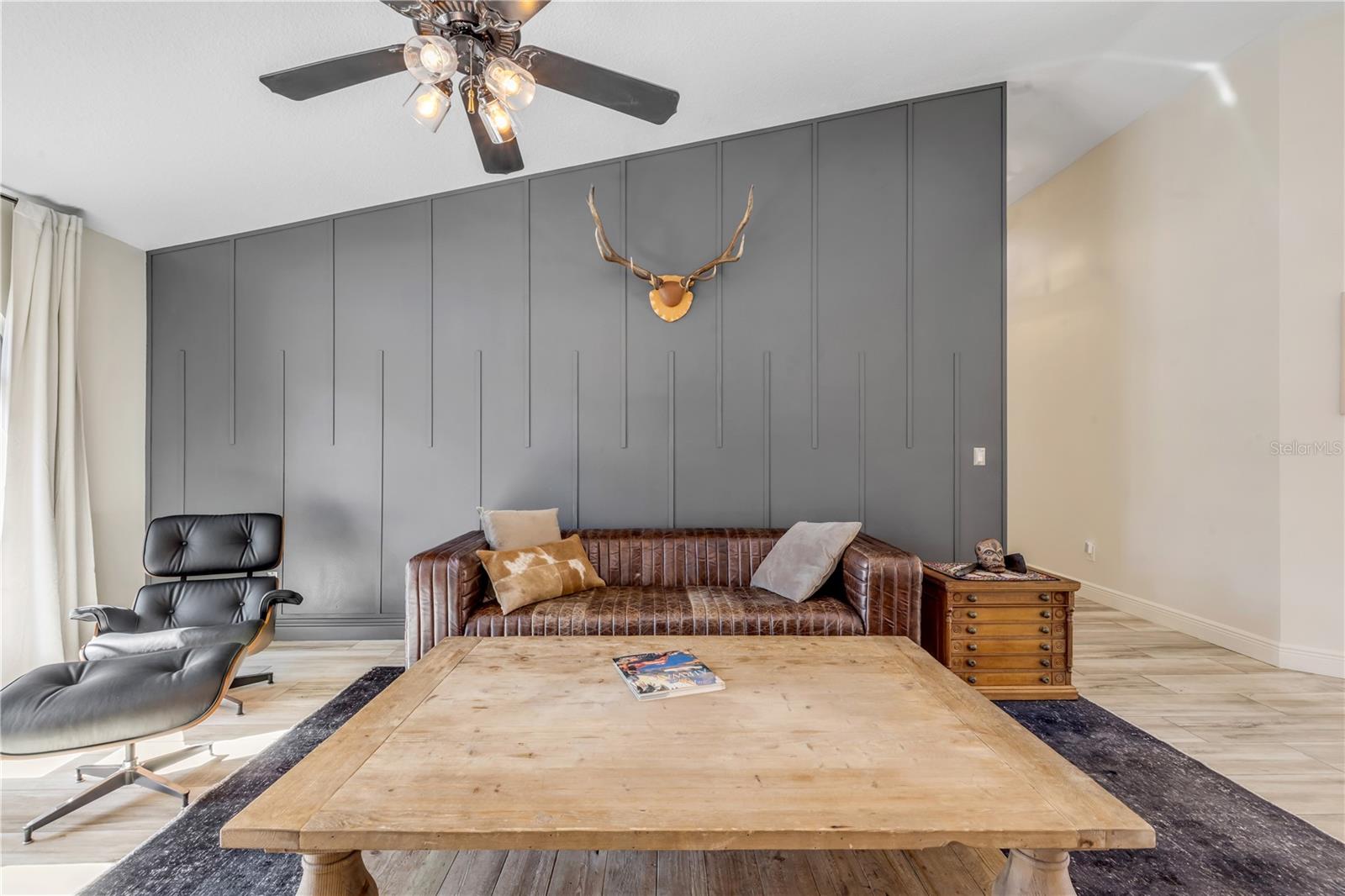 Image 11 of 72 For 171 Live Oak Court