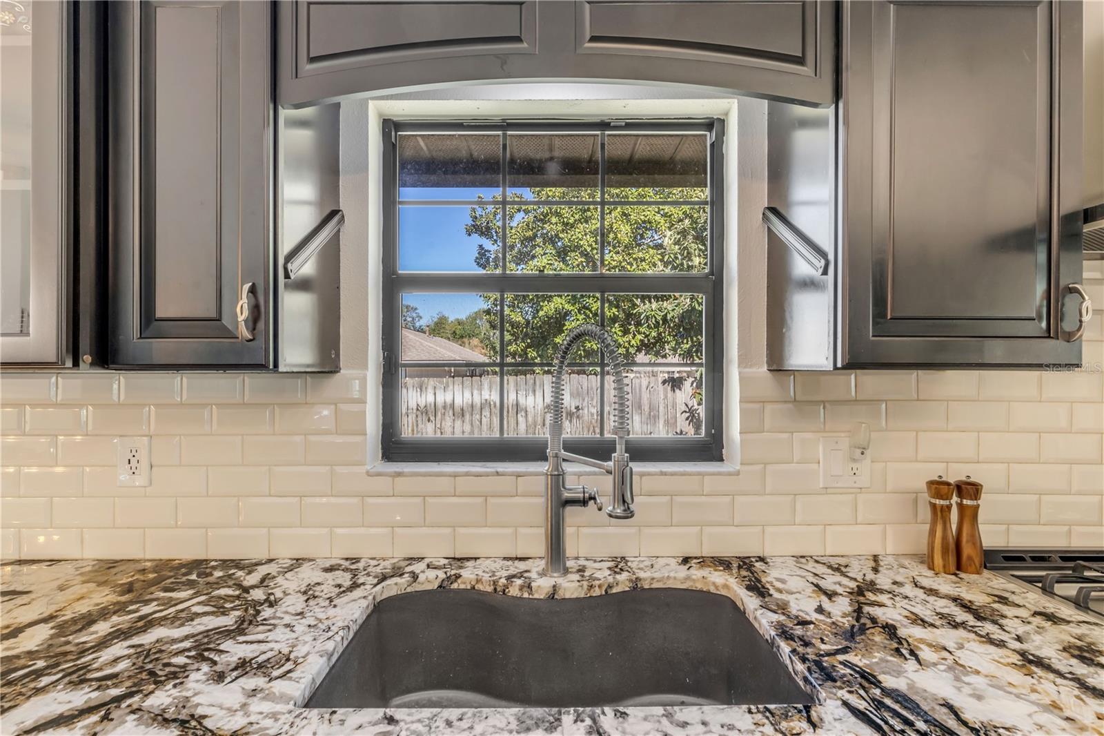 Image 19 of 72 For 171 Live Oak Court