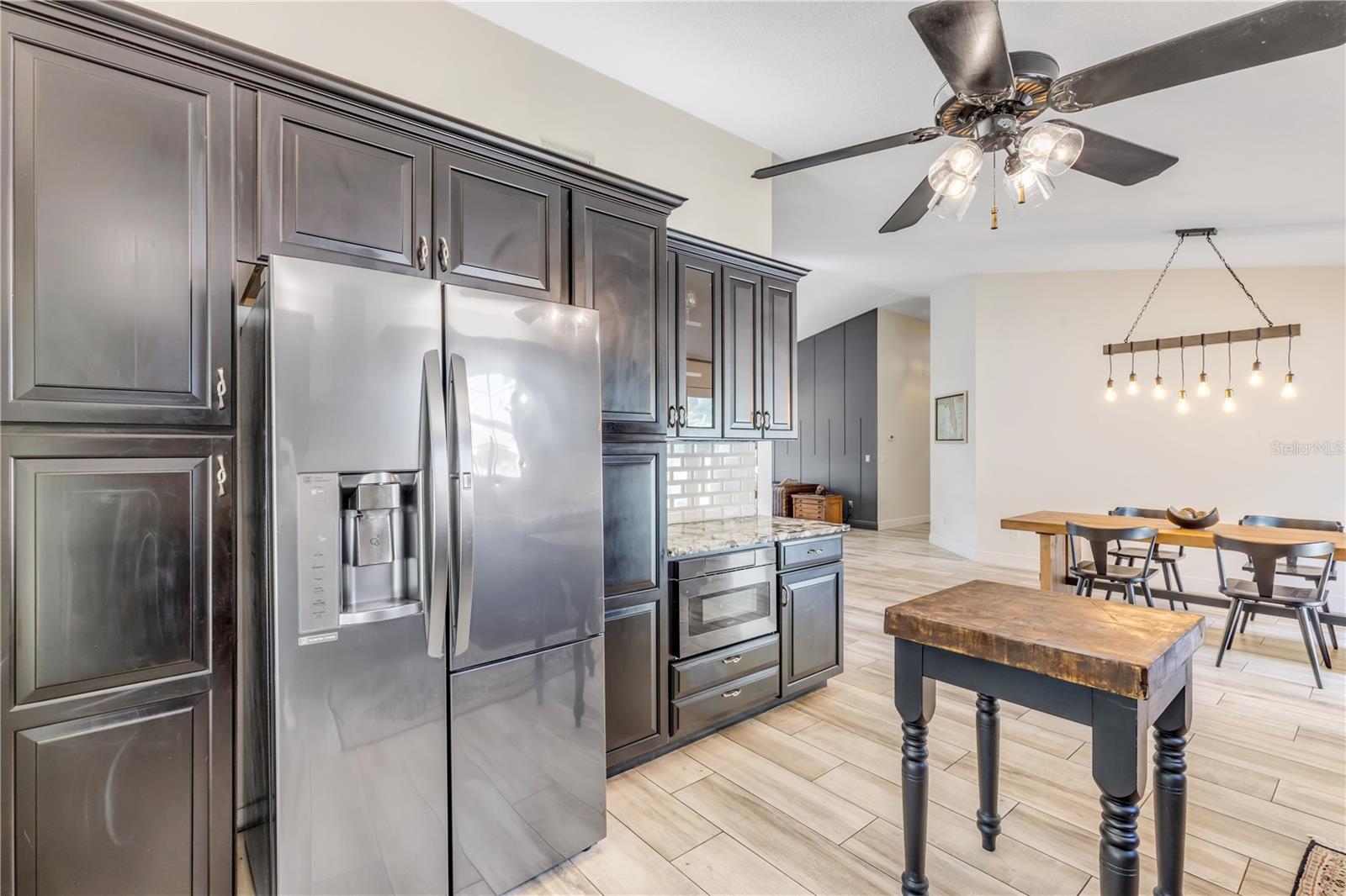 Image 21 of 72 For 171 Live Oak Court