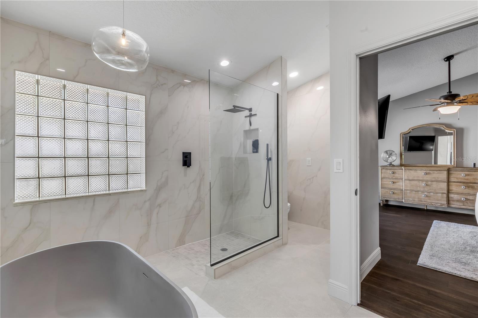 Image 40 of 72 For 171 Live Oak Court