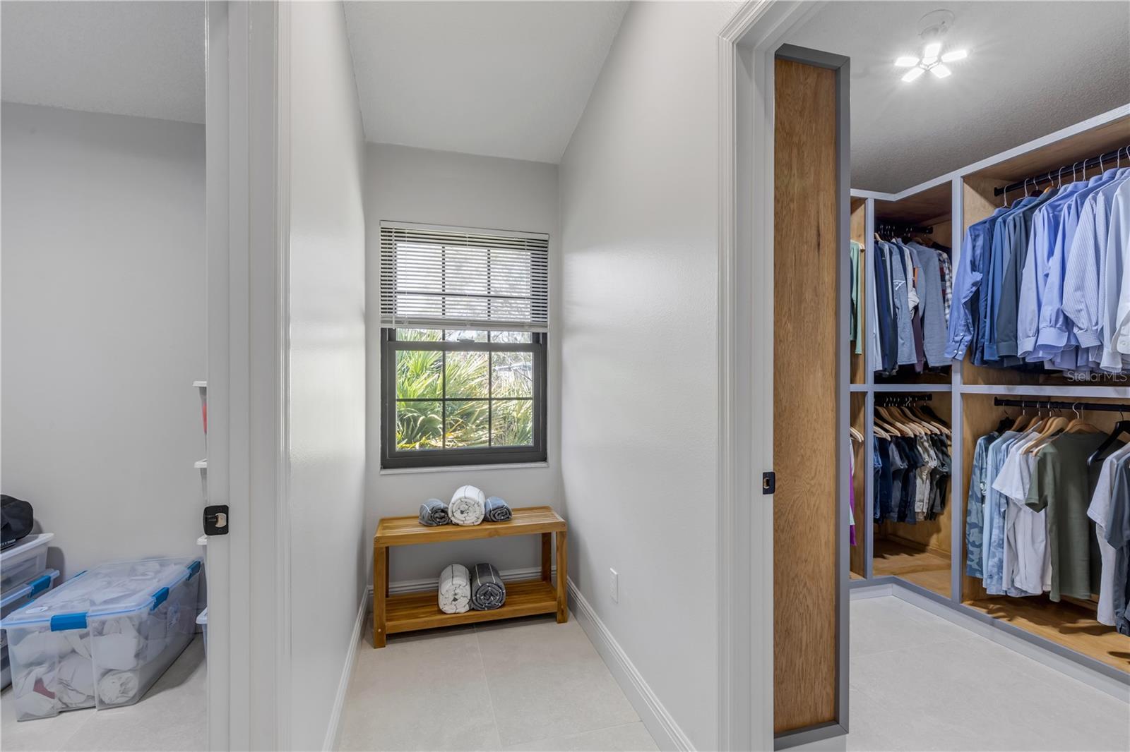 Image 45 of 72 For 171 Live Oak Court