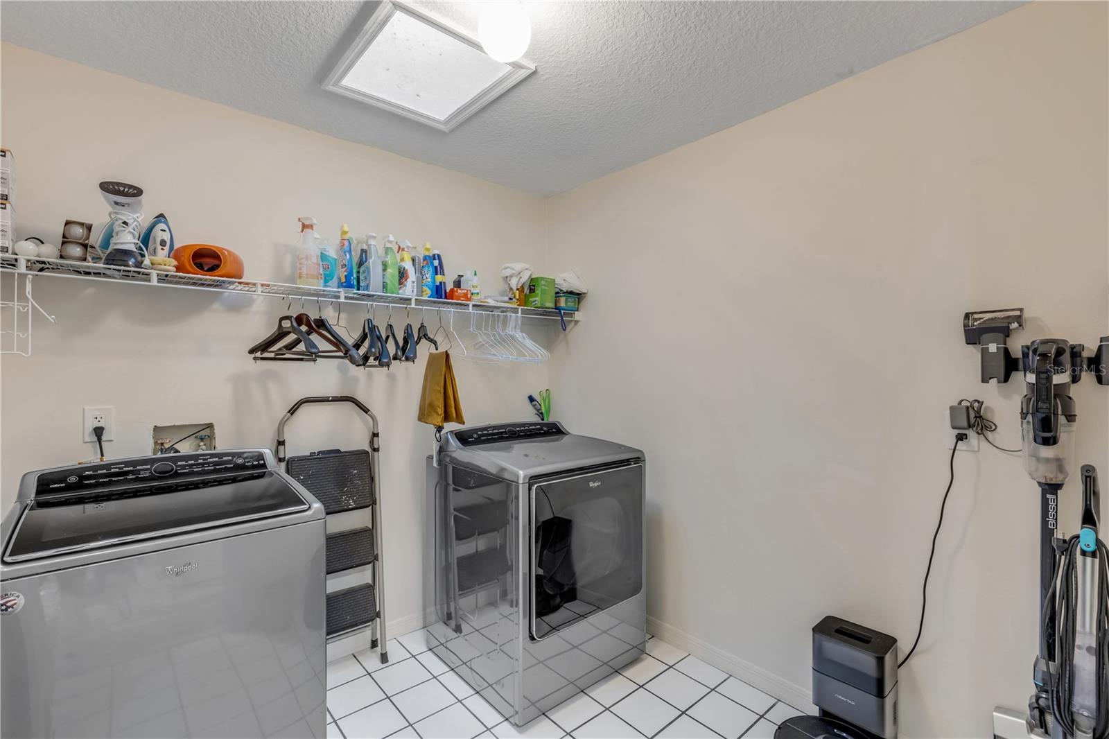 Image 48 of 72 For 171 Live Oak Court