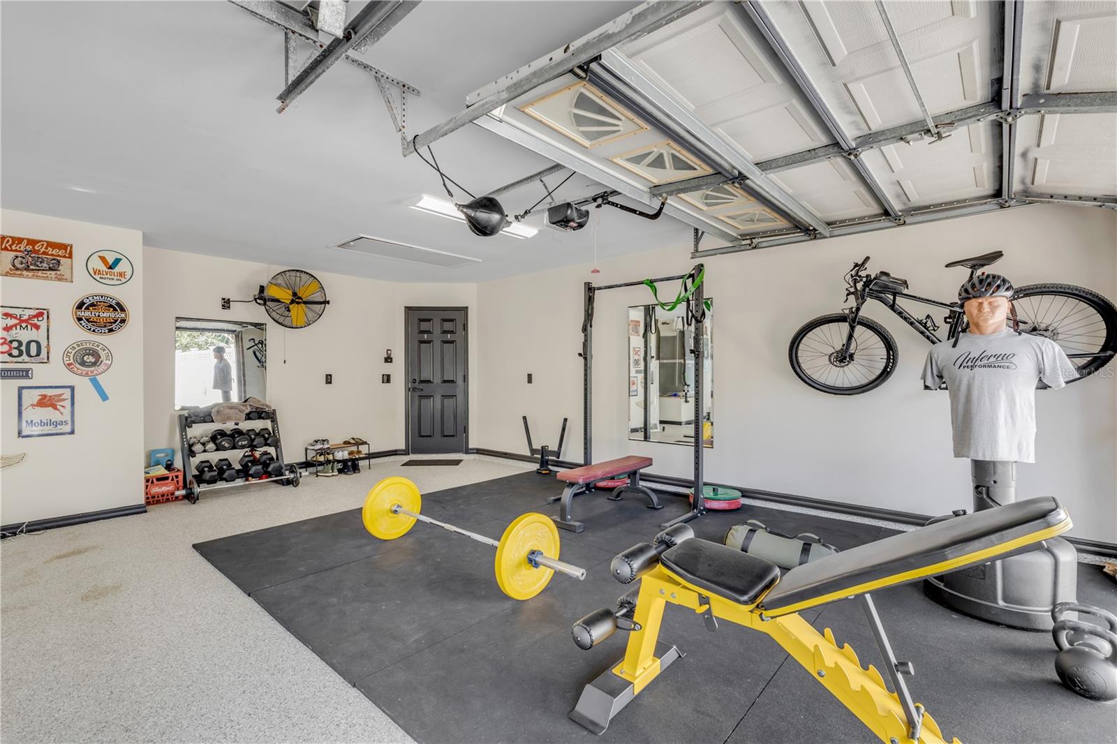 Image 57 of 72 For 171 Live Oak Court