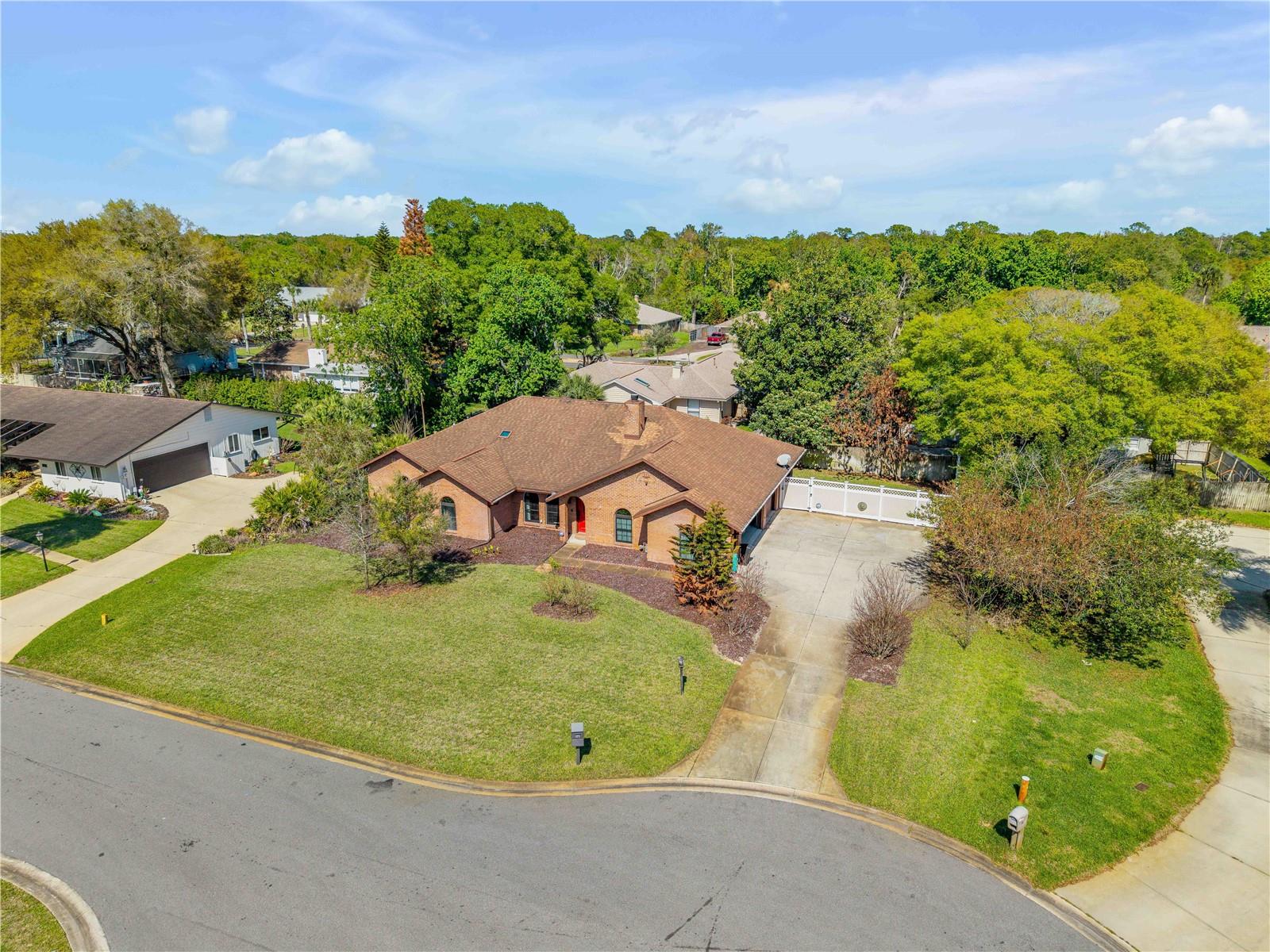 Image 59 of 72 For 171 Live Oak Court