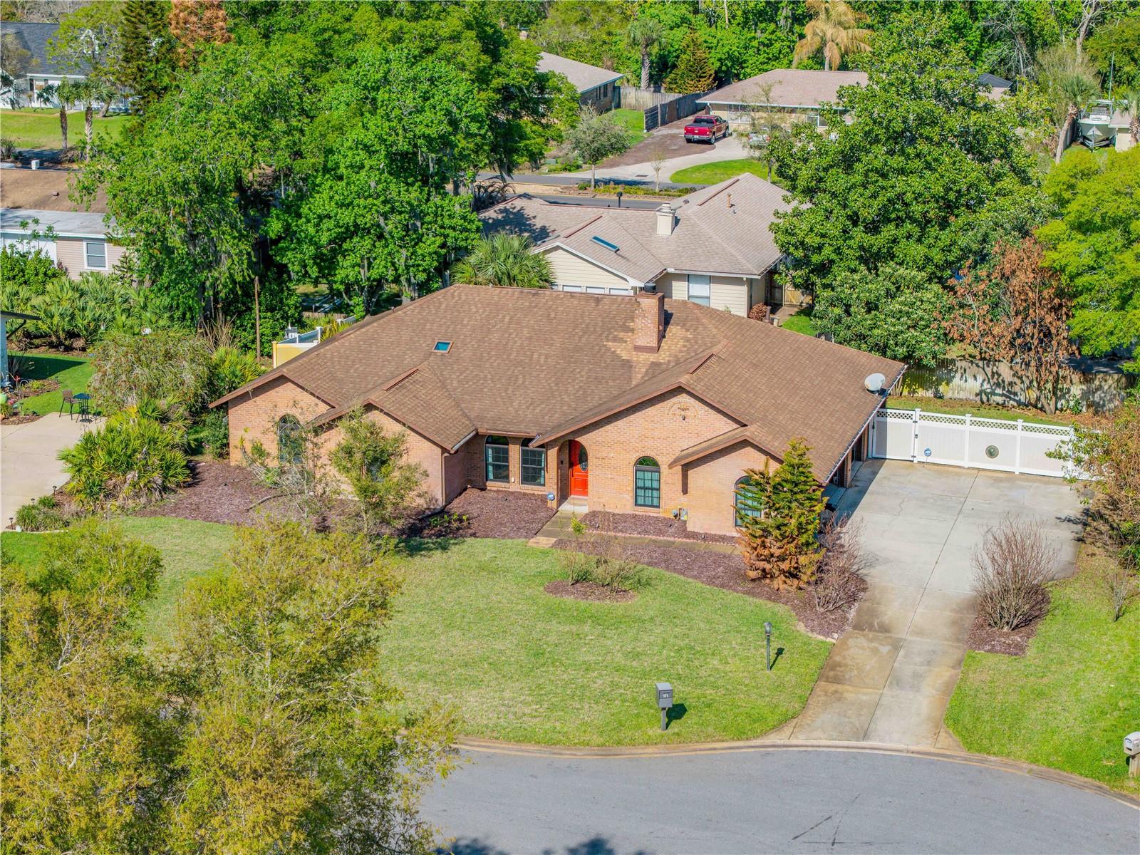 Image 60 of 72 For 171 Live Oak Court