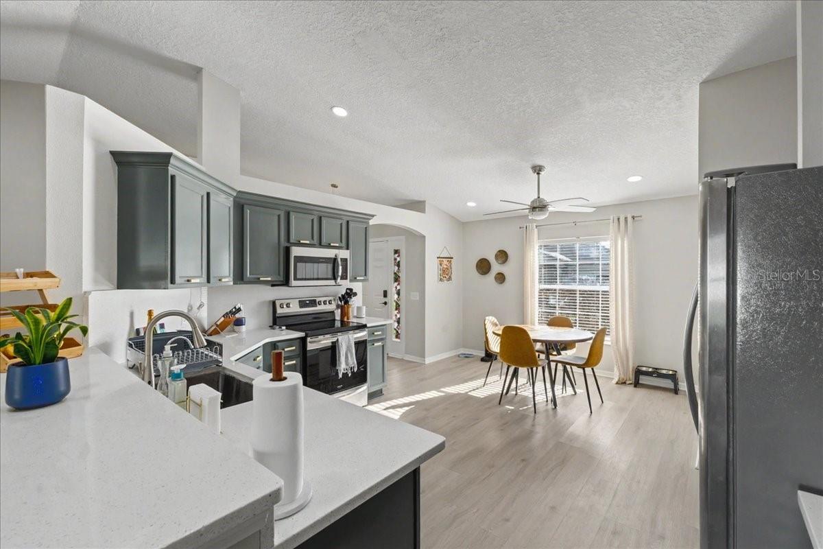 Image 10 of 42 For 342 Mariners Gate Drive