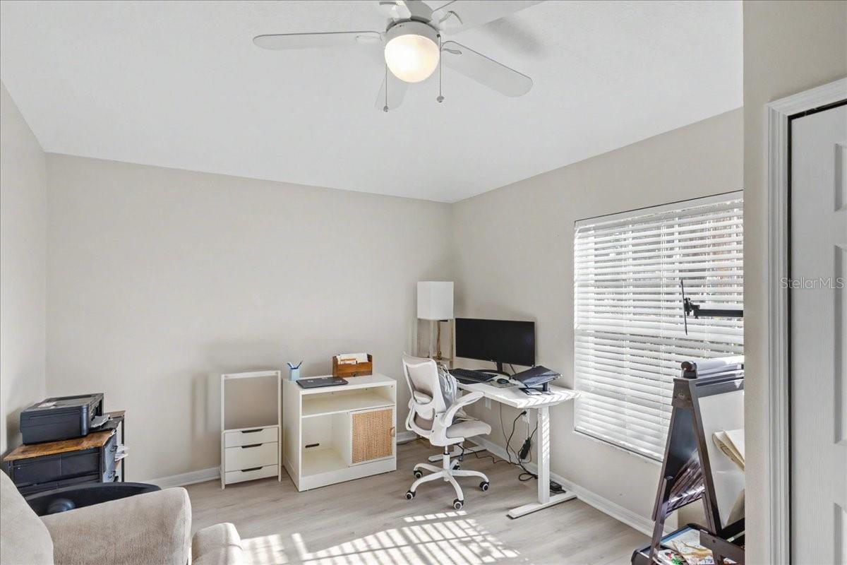 Image 26 of 42 For 342 Mariners Gate Drive