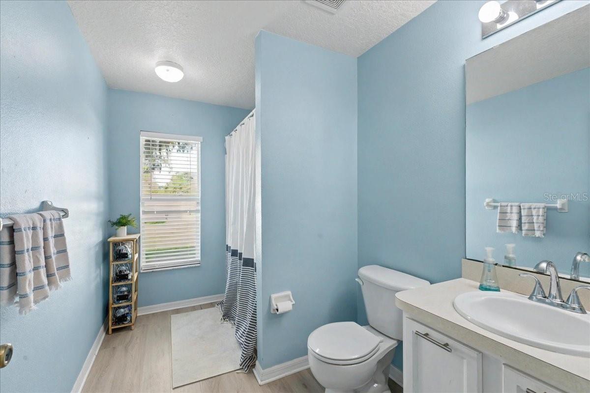 Image 30 of 42 For 342 Mariners Gate Drive