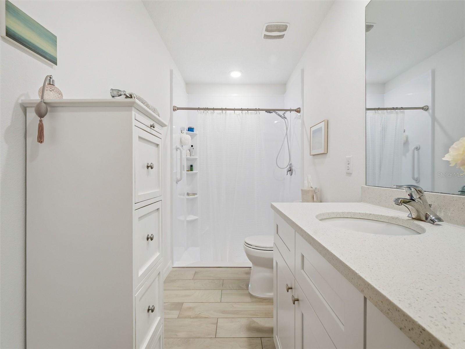 Image 16 of 32 For 9035 Saint Andrews Way