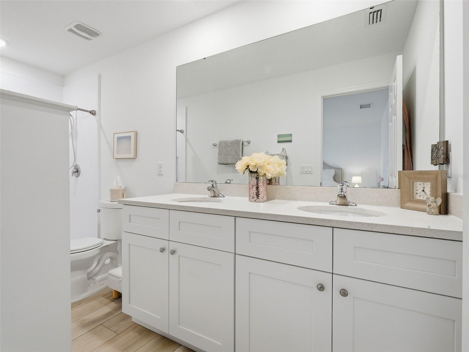 Image 17 of 32 For 9035 Saint Andrews Way