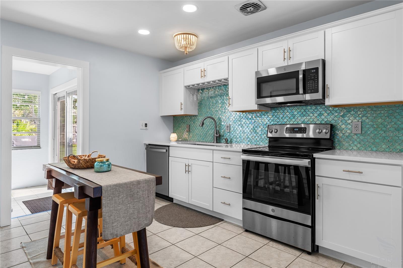 Image 17 of 57 For 702 Ocean Avenue
