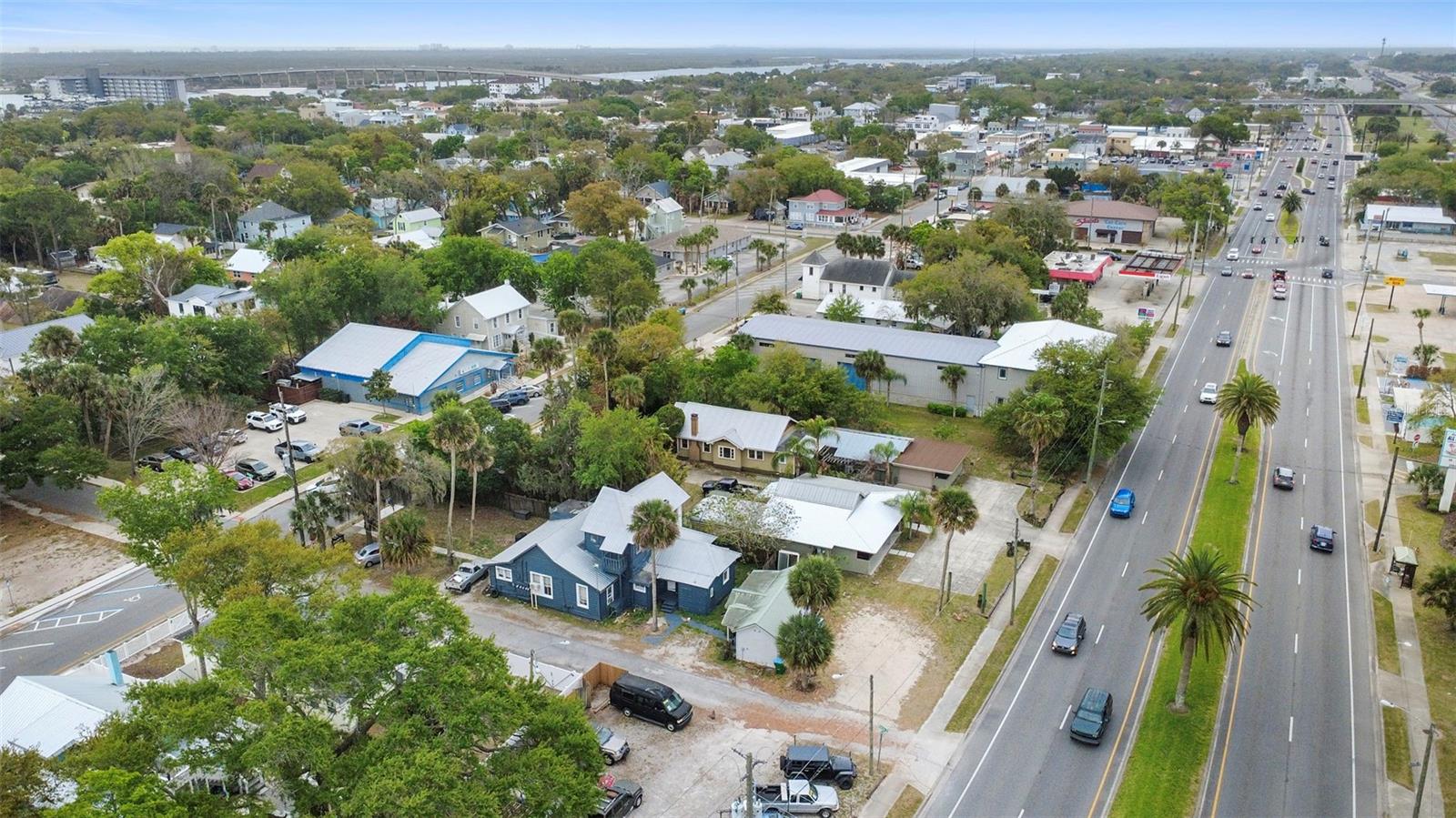 Image 18 of 24 For 324 Orange Street