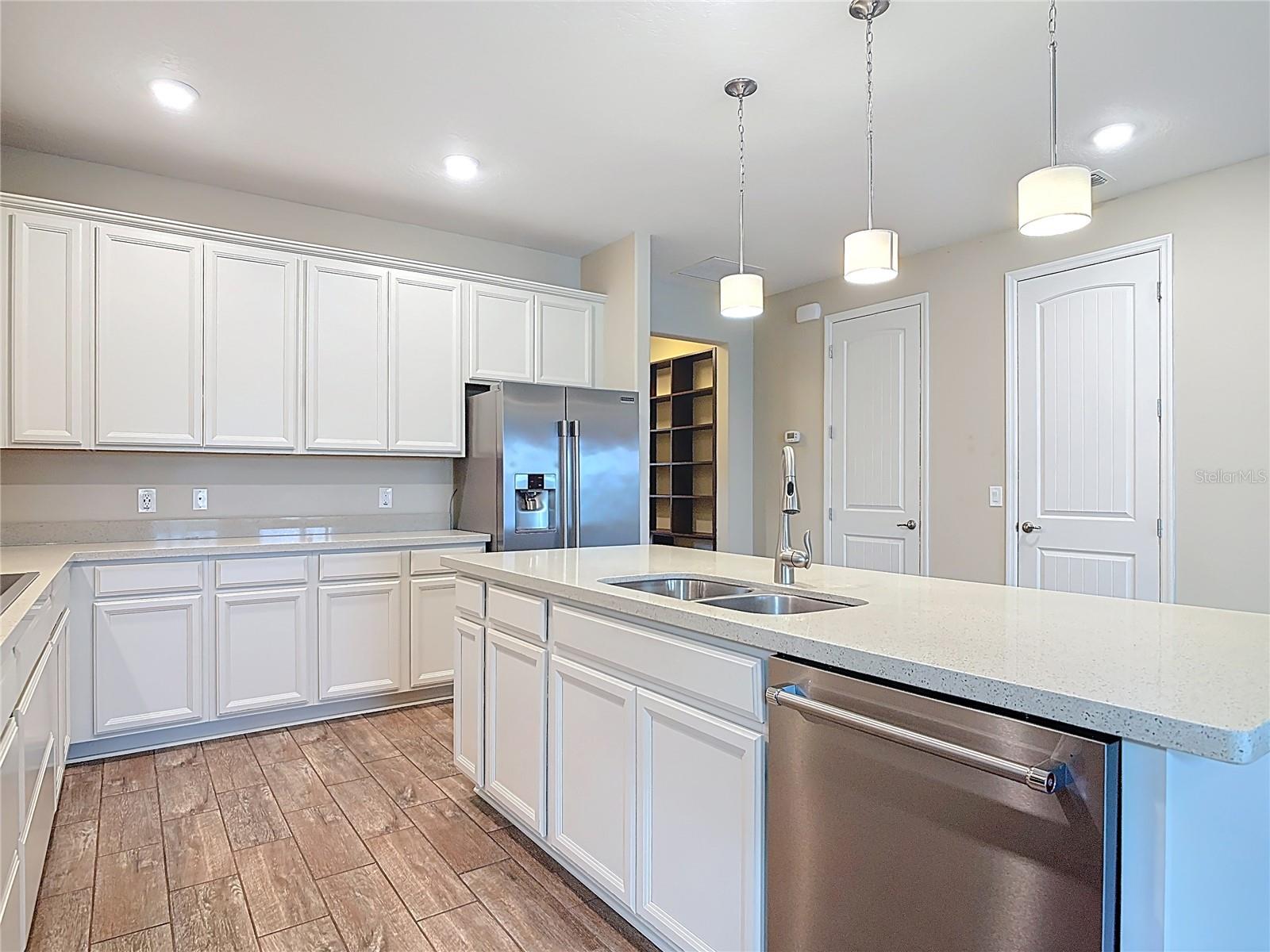 Image 12 of 58 For 3209 Meleto Boulevard