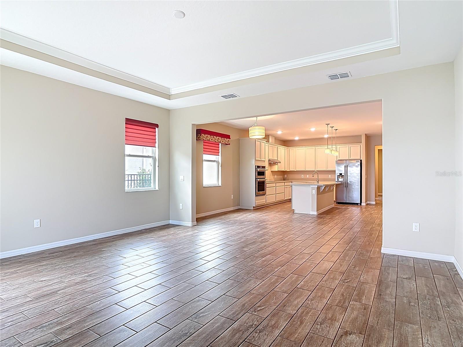 Image 21 of 58 For 3209 Meleto Boulevard