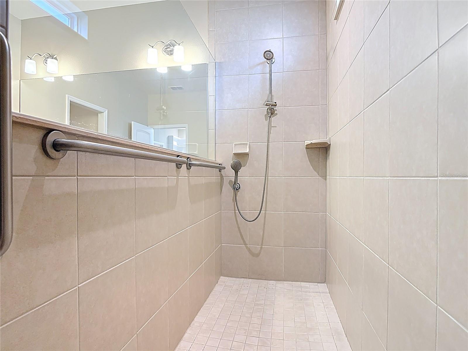 Image 46 of 58 For 3209 Meleto Boulevard