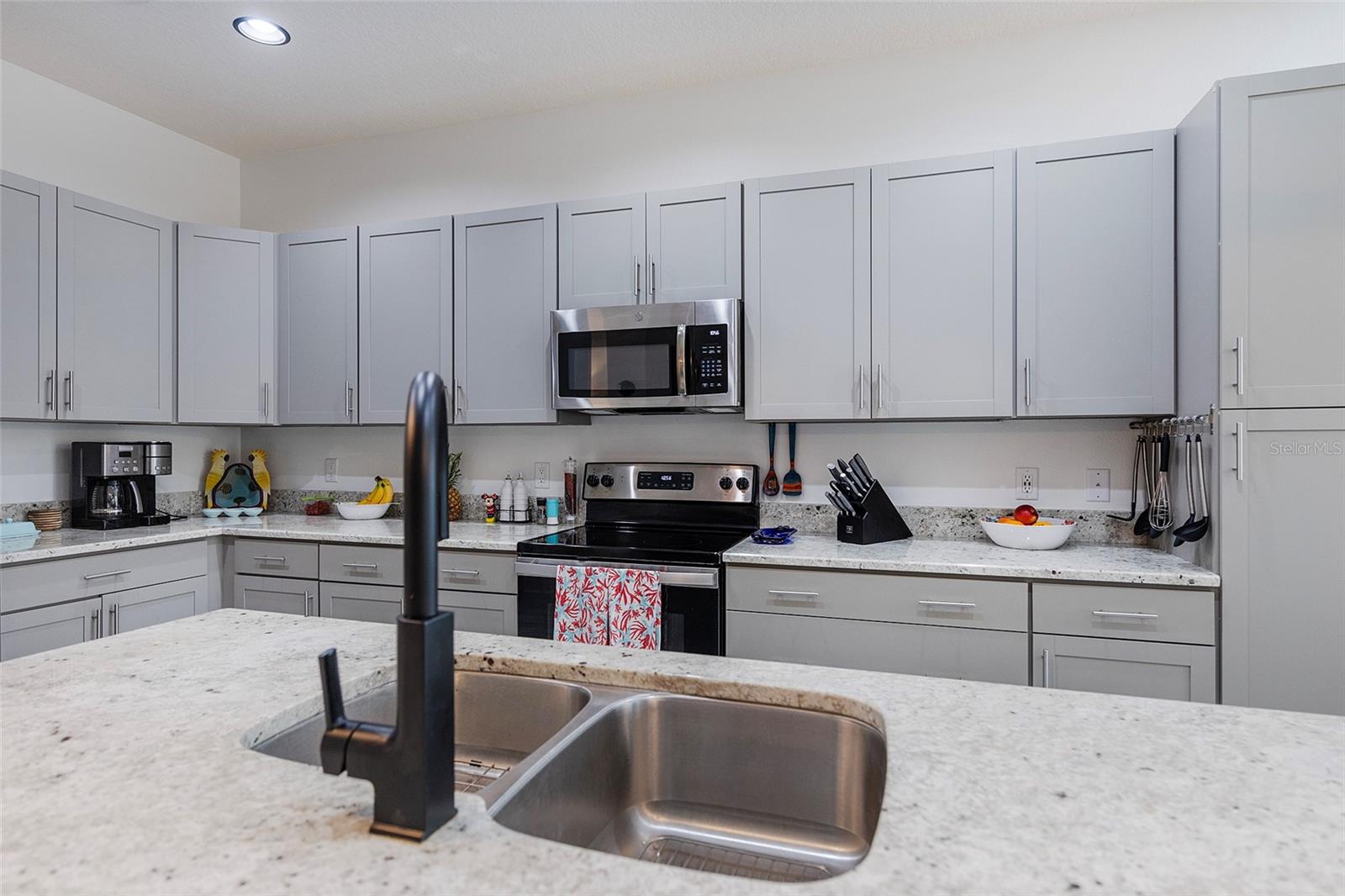 Image 13 of 51 For 273 Compass Rose Drive