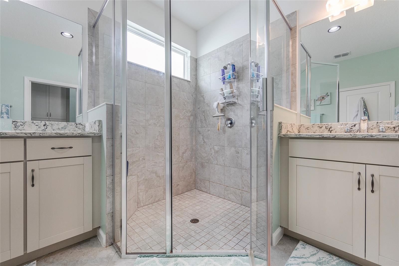 Image 23 of 51 For 273 Compass Rose Drive