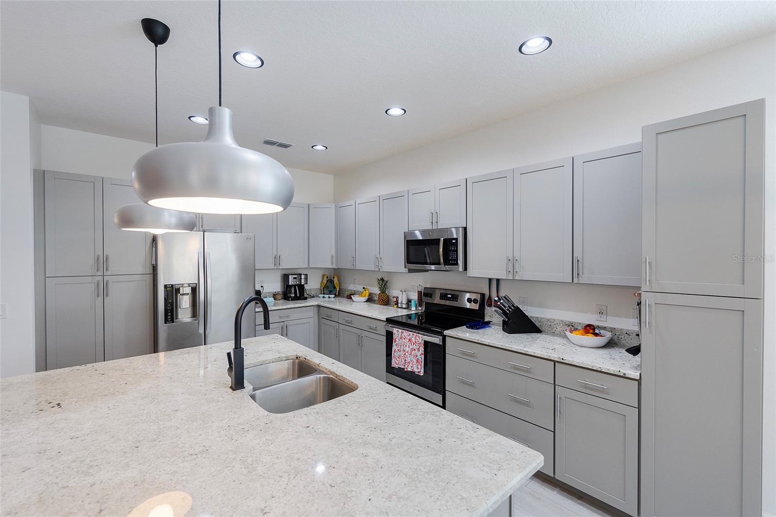 Image 34 of 51 For 273 Compass Rose Drive