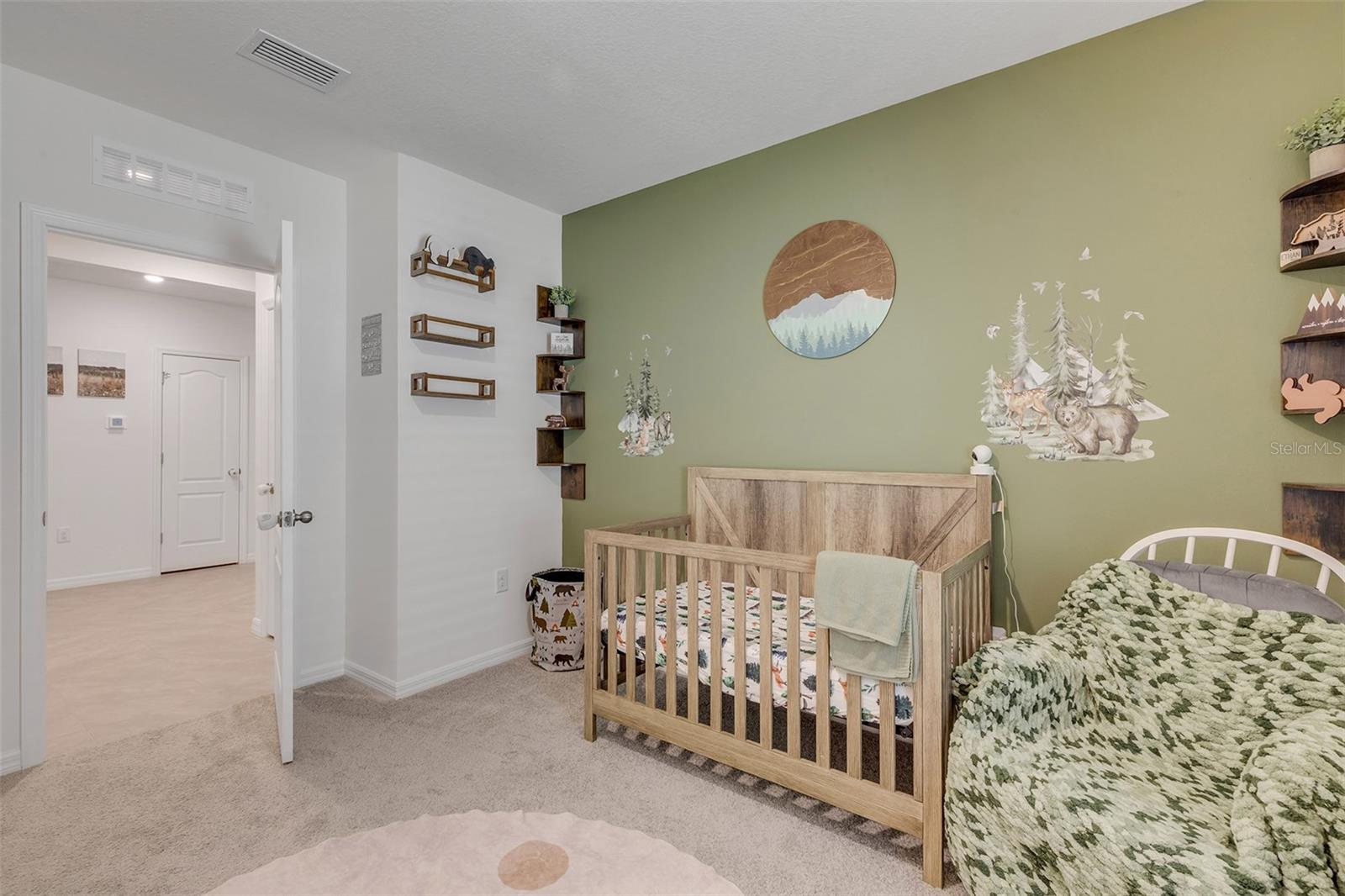 Image 32 of 47 For 8 Melogold Drive