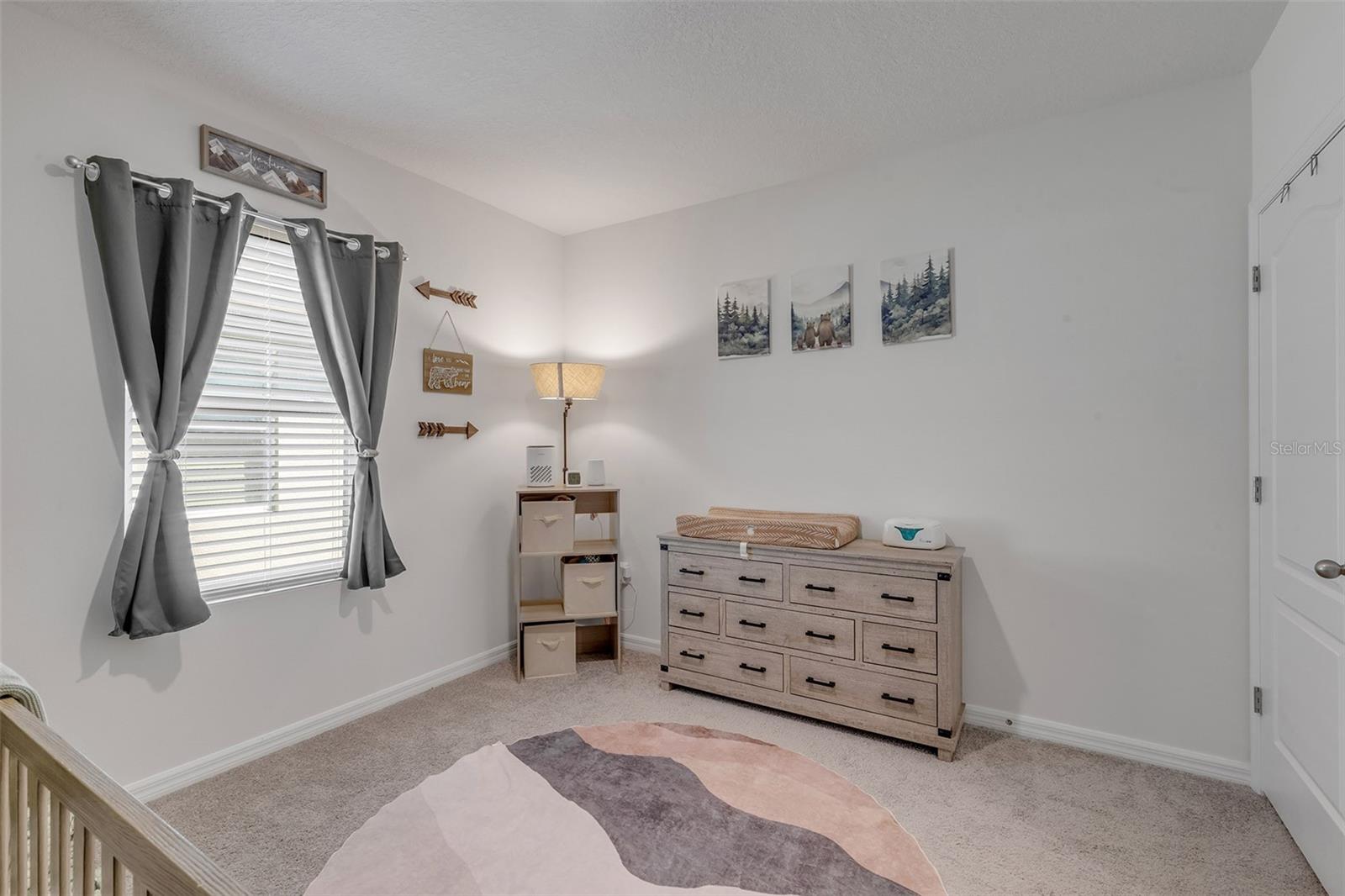 Image 33 of 47 For 8 Melogold Drive