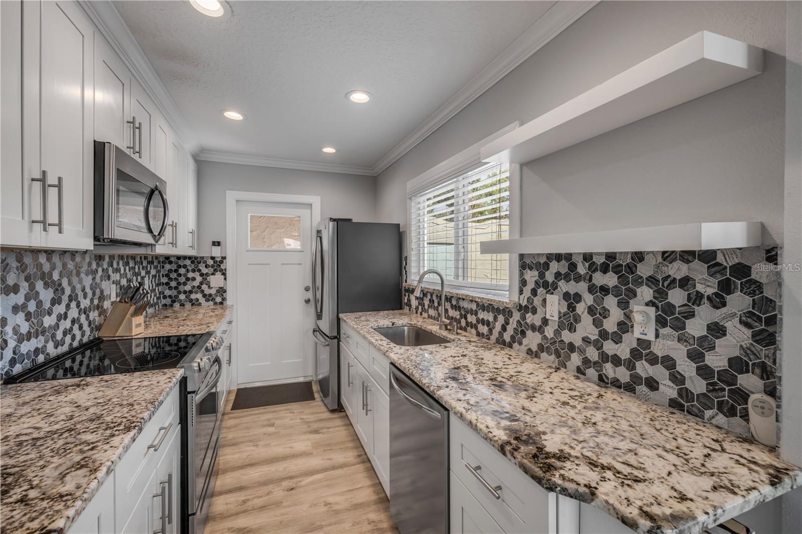 Image 15 of 27 For 315 Sears Avenue