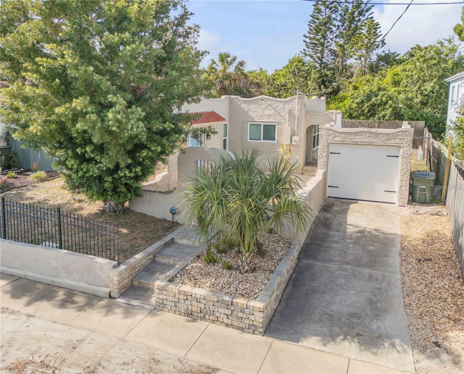 Image 2 of 27 For 315 Sears Avenue