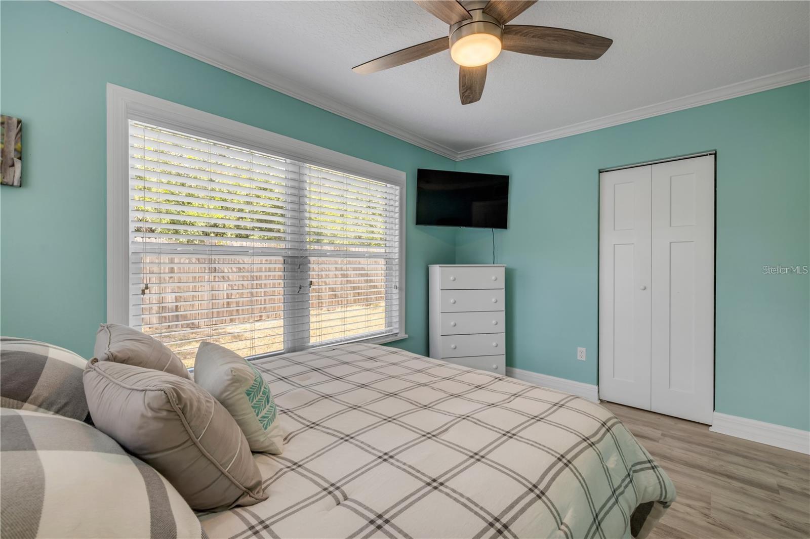 Image 21 of 27 For 315 Sears Avenue