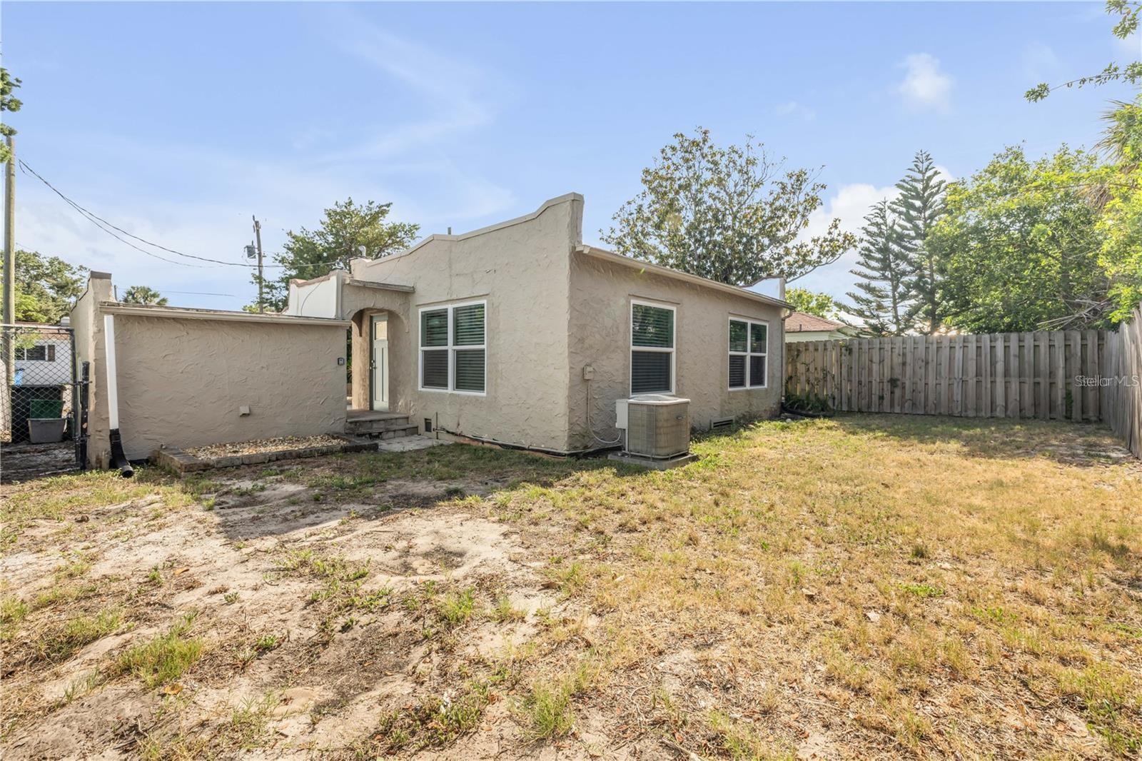 Image 25 of 27 For 315 Sears Avenue