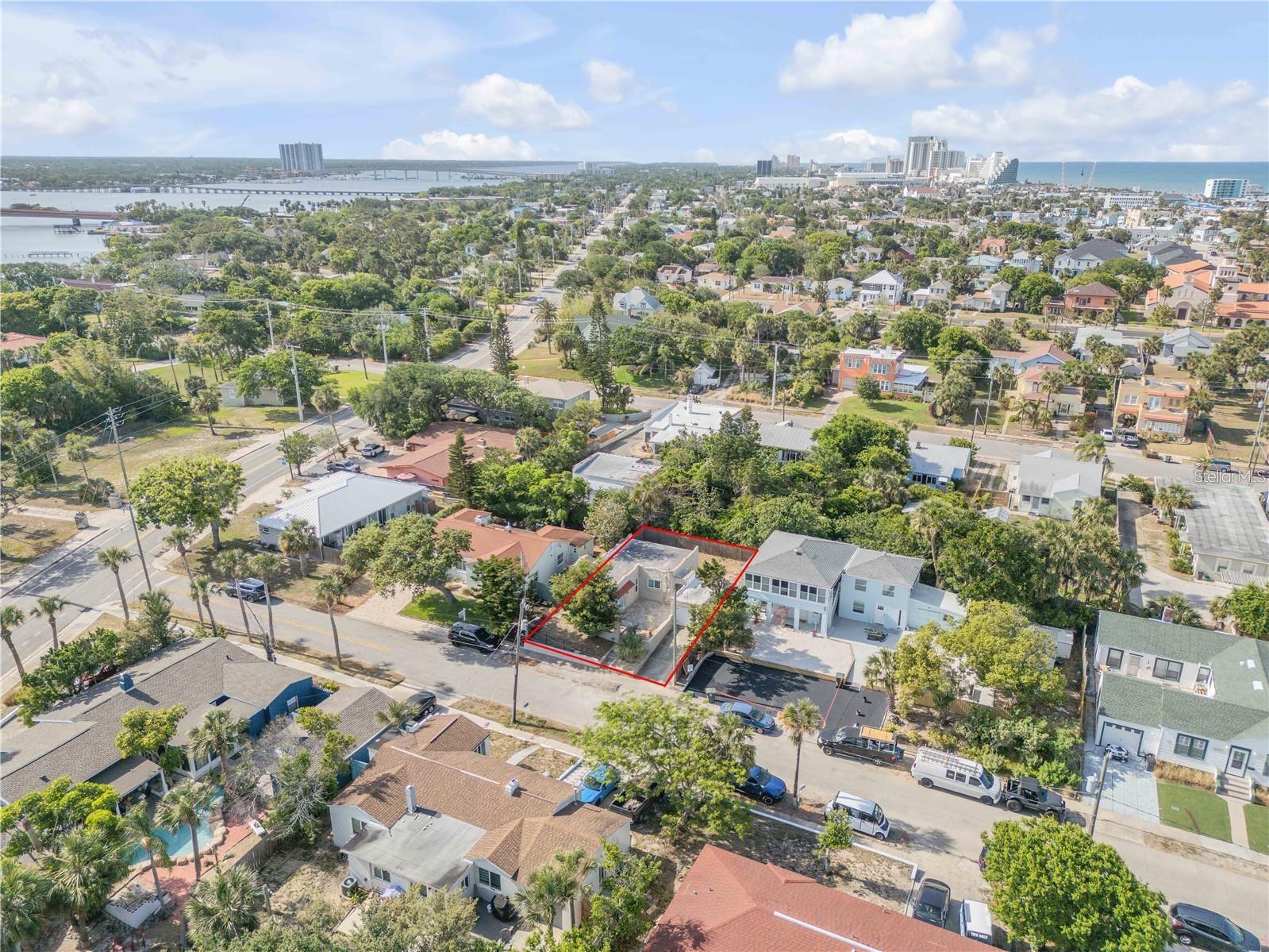 Image 5 of 27 For 315 Sears Avenue