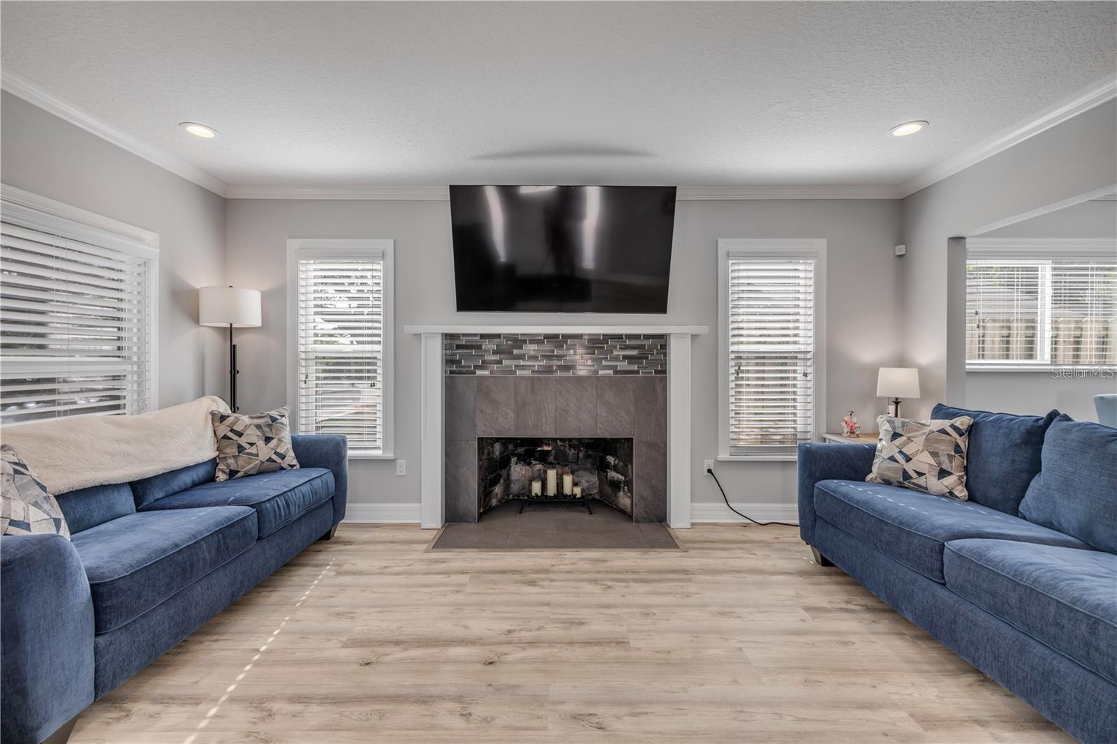 Image 8 of 27 For 315 Sears Avenue