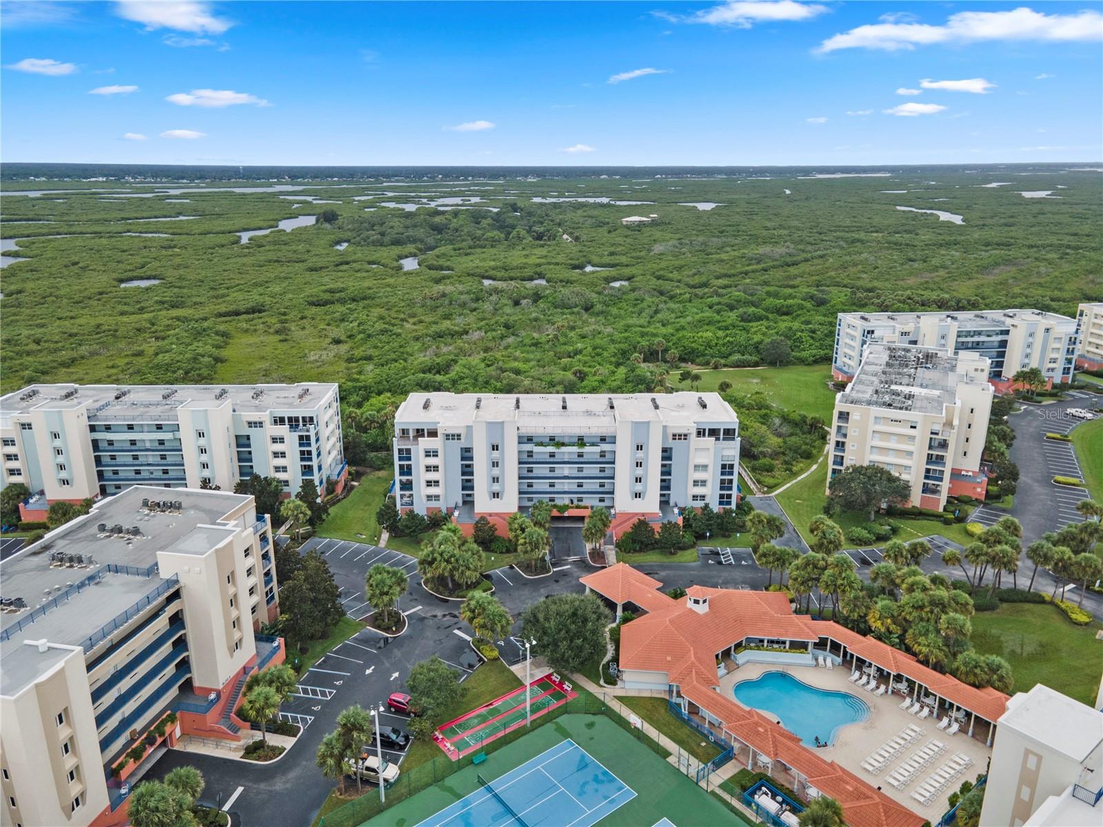 Image 14 of 46 For 5300 Atlantic Avenue 7-306