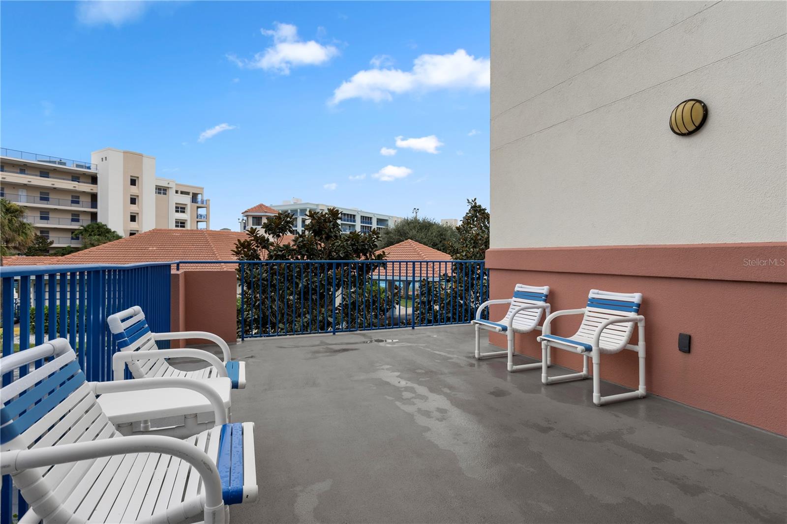 Image 16 of 46 For 5300 Atlantic Avenue 7-306