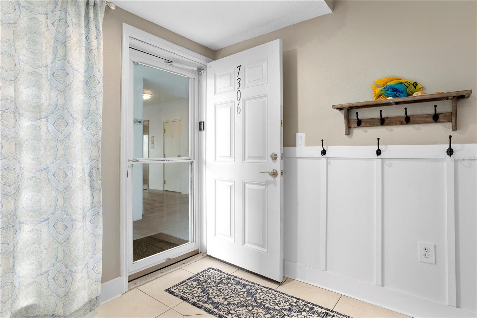 Image 19 of 46 For 5300 Atlantic Avenue 7-306