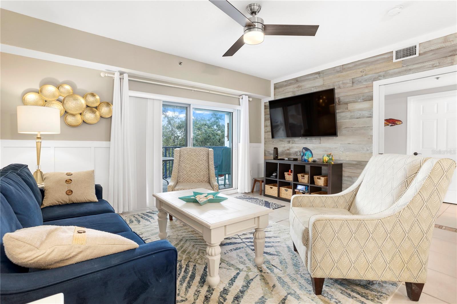 Image 23 of 46 For 5300 Atlantic Avenue 7-306