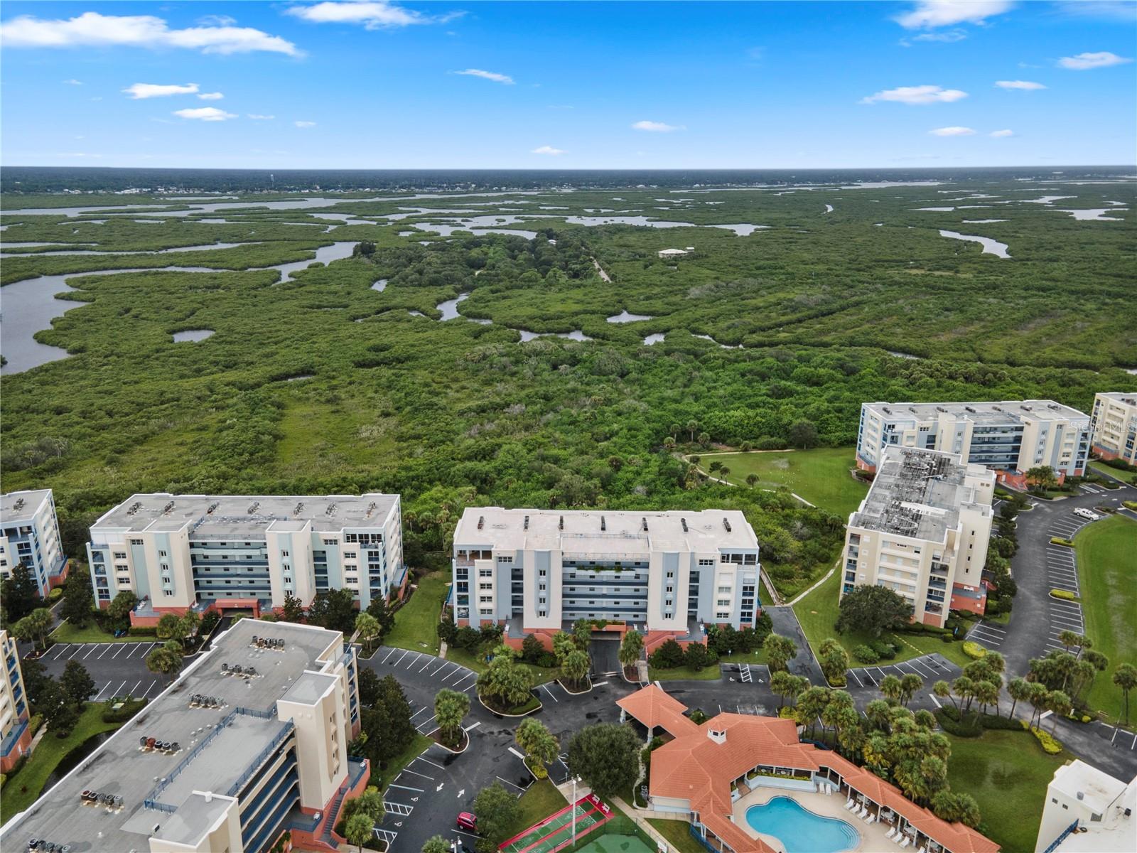 Image 9 of 46 For 5300 Atlantic Avenue 7-306