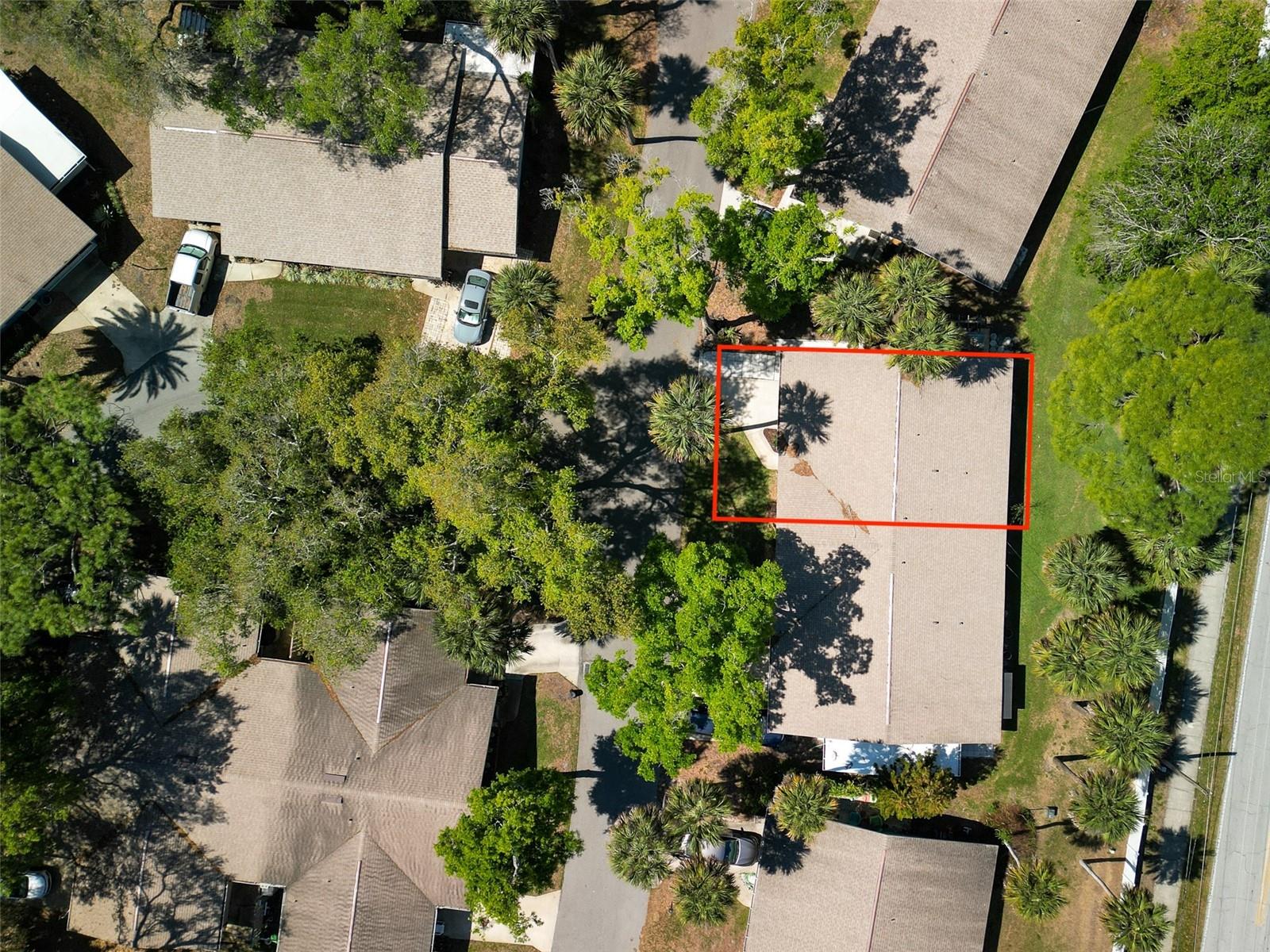 Image 25 of 37 For 28 Country Club Drive B