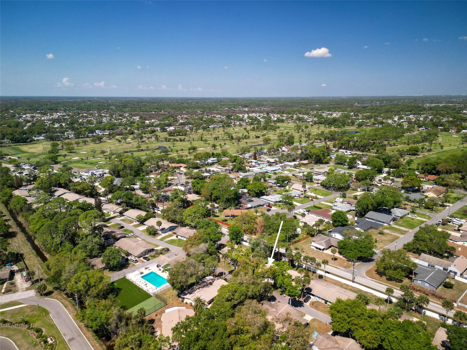 Image 26 of 37 For 28 Country Club Drive B